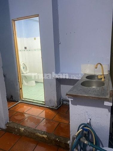 phòng cho thuê 30m2 đường lê đức thọ.đầy đủ nội thất. ngay chợ .