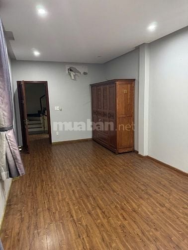 CHO THUÊ LẦU LÀM VĂN PHÒNG – 2 PHÒNG + 1 SÂN THƯỢNG – QUẬN 6, GIÁ 12TR