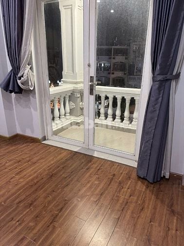 CHO THUÊ LẦU LÀM VĂN PHÒNG – 2 PHÒNG + 1 SÂN THƯỢNG – QUẬN 6, GIÁ 12TR