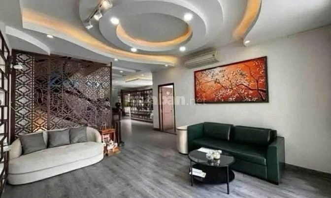 CHO THUÊ VILLA GÓC 2MT 4PN, 4WC 90 TRIỆU, 400M2 TẠI THẢO ĐIỀN Q2