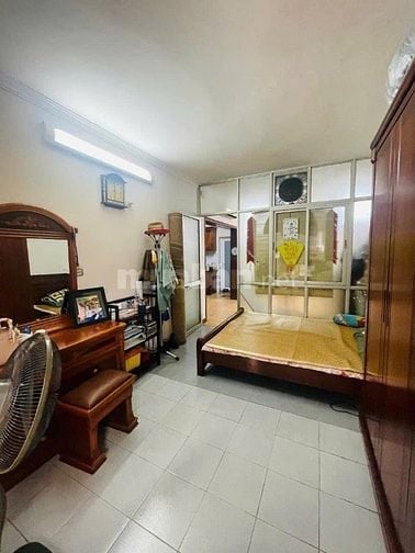 Tập thể chung cư tầng thấp Lò Đúc. Hai Bà Trưng. Hà Nội. Thoáng sáng d