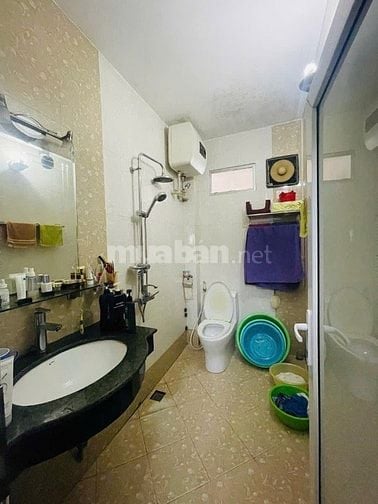 Tập thể chung cư tầng thấp Lò Đúc. Hai Bà Trưng. Hà Nội. Thoáng sáng d