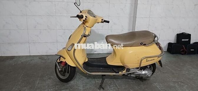 Chính chủ bán xe Vespa LX125 dư không dùng,còn mới