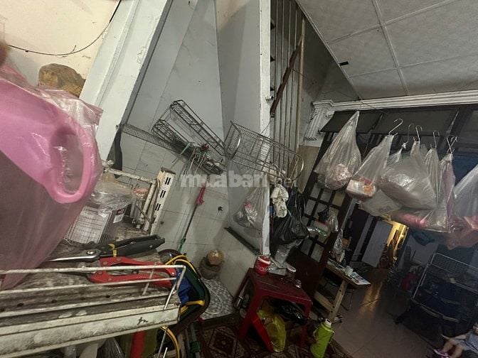 Cần sang lại , thanh lý  cửa hàng đồ gia dụng