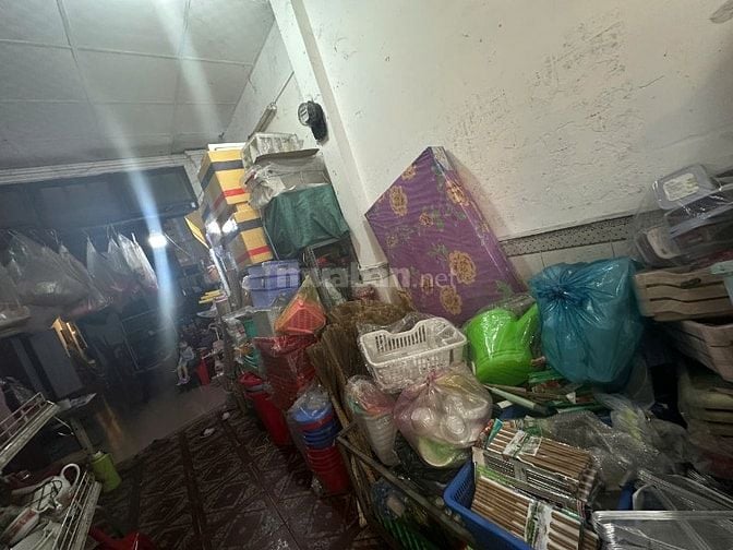 Cần sang lại , thanh lý  cửa hàng đồ gia dụng
