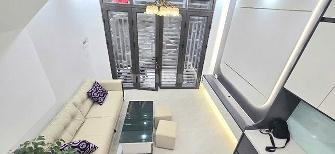 Bán căn nhà thổ cư 5 tầng có 3 ngủ full đồ Tôn Đức Thắng. Đống Đa. Hà 