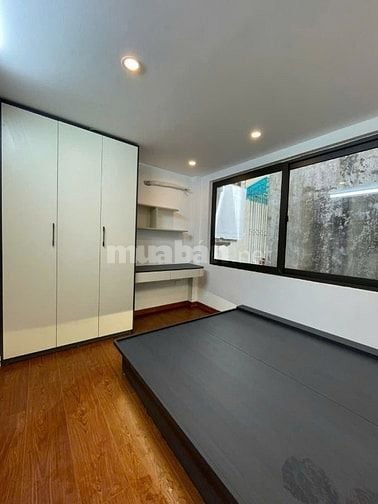 Bán căn nhà thổ cư 5 tầng có 3 ngủ full đồ Tôn Đức Thắng. Đống Đa. Hà 