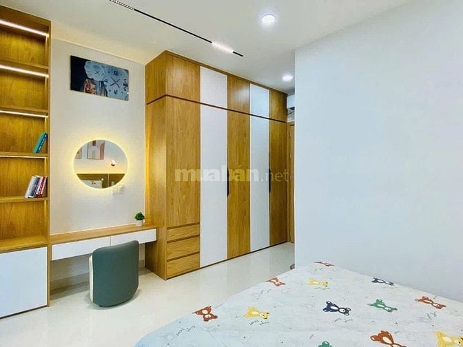 Bán nhà 3 tầng Nguyễn Thượng Hiền P5 Q. Bình Thạnh giá 2tỷ200tr DT69m2