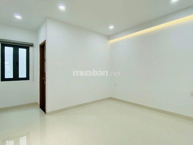 Bán nhà 3 tầng Nguyễn Thượng Hiền P5 Q. Bình Thạnh giá 2tỷ200tr DT69m2