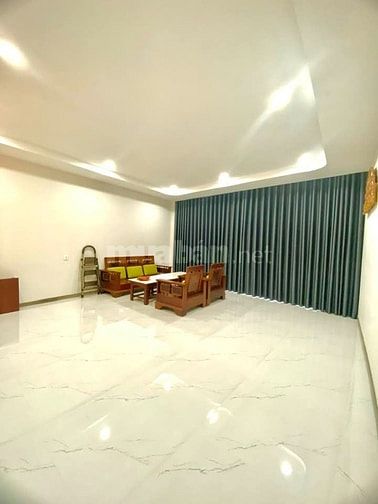 Bán nhà 5 tầng mới đẹp có thang máy mặt tiền đường Trần Nguyên Hãn