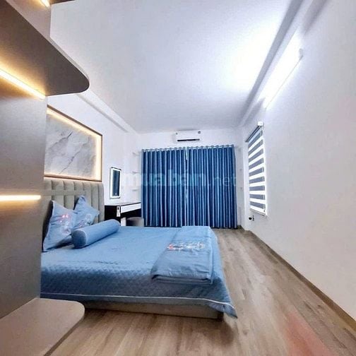 NHÀ ĐẸP LÔ GÓC TRƯƠNG ĐỊNH 39M 5 TẦNG GIÁ 6,35  TỶ