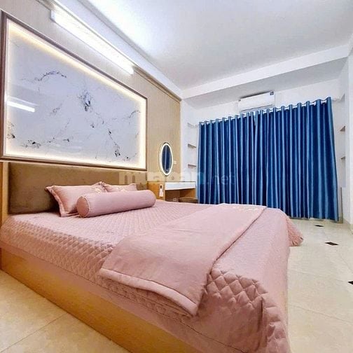 NHÀ ĐẸP LÔ GÓC TRƯƠNG ĐỊNH 39M 5 TẦNG GIÁ 6,35  TỶ