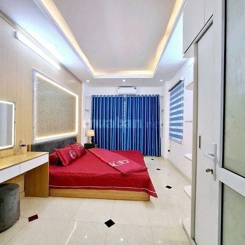 NHÀ ĐẸP LÔ GÓC TRƯƠNG ĐỊNH 39M 5 TẦNG GIÁ 6,35  TỶ