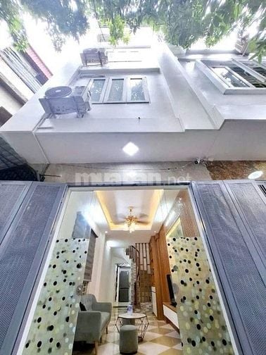 NHÀ ĐẸP LÔ GÓC TRƯƠNG ĐỊNH 39M 5 TẦNG GIÁ 6,35  TỶ