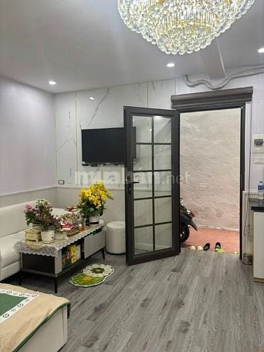 Nhà đẹp ngõ Nguyễn Khiết, giá 4.95 tỷ, 24m2x2T, ẢNH THẬT 