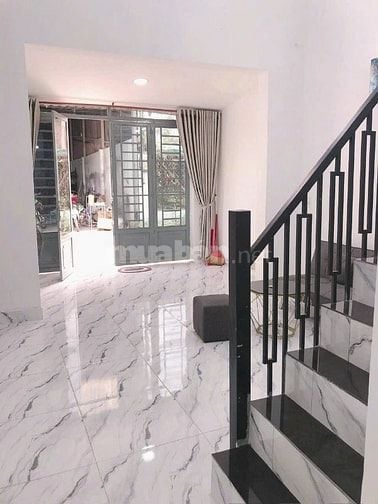 Bán nhà 1/ ngắn đường nguyễn thị trọn 200m DT:4mX14m 1T+ lầu 2pn 