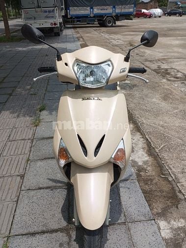 Bán xe Lít chân chống điện vành cong 