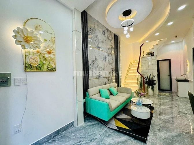 Bán nhà 45m2 Lâm Văn Bền, Q7 cách ĐH Tài chính Marketing 3p - 1tỷ980