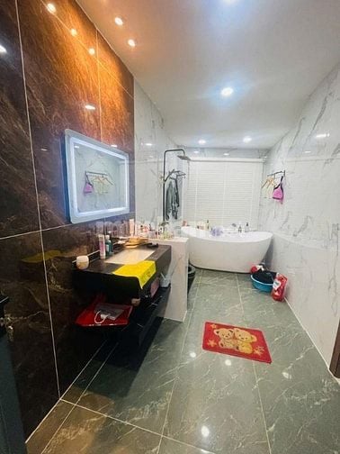 CẦN TIỀN BÁN GẤP NHÀ ĐINH TIÊN HOÀNG P. ĐA KAO Q.1 3 TỶ 450 CÒN TL
