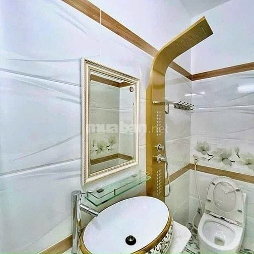 SIÊU RẺ! Vị trí đẹp gần MT chỉ 3tỷ760 TRẦN HỮU TRANG- 4x15,9m, 3 tầng.