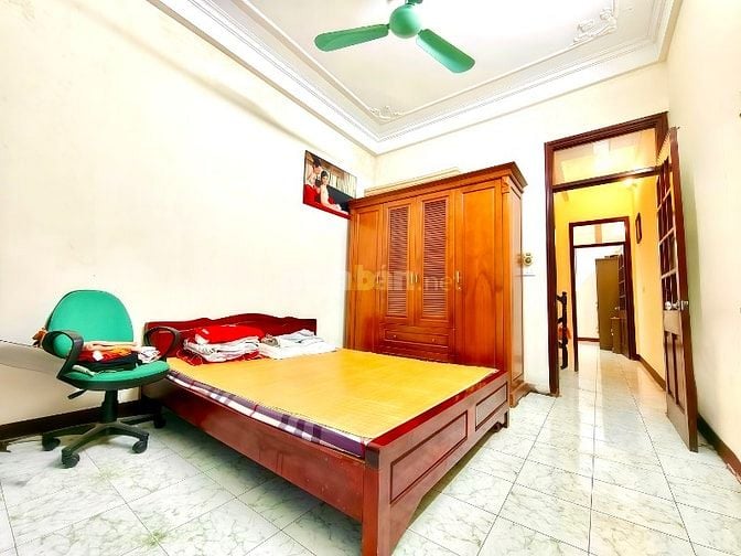 Bán nhà phố Tô Vĩnh Diện 43m2*5T,15m ra phố,2thoáng,ở ngay,giá 12.5tỷ.