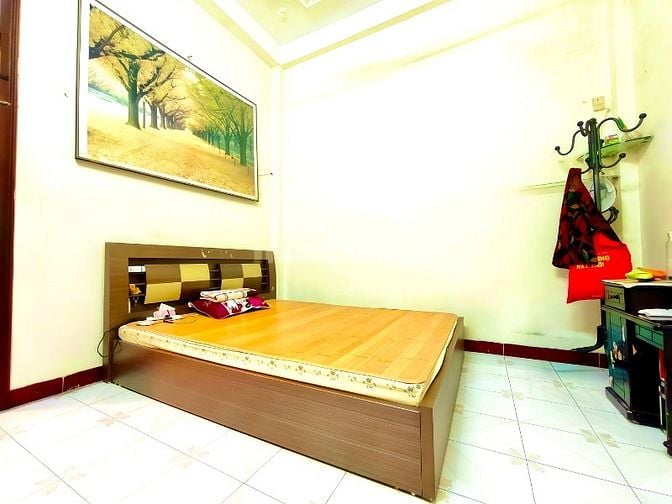 Bán nhà phố Tô Vĩnh Diện 43m2*5T,15m ra phố,2thoáng,ở ngay,giá 12.5tỷ.