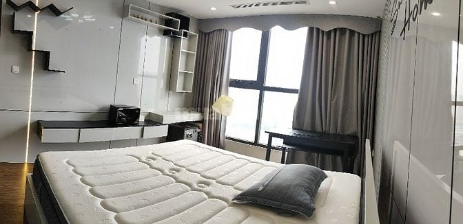 Chính chủ cho thuê căn hộ W1, 3 ngủ 2 vệ sinh. full đồ, 
