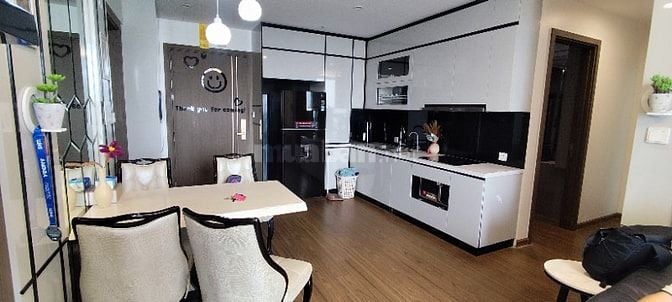 Chính chủ cho thuê căn hộ W1, 3 ngủ 2 vệ sinh. full đồ, 