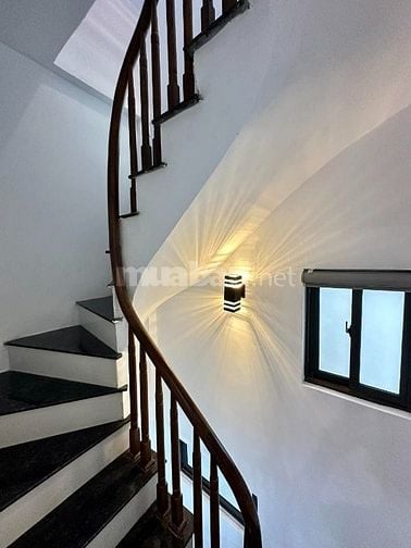CHỈ 4.45 TỶ – NHÀ 5 TẦNG ĐẸP ĐỊNH CÔNG THƯỢNG – Ở NGAY! 🔥  🏠 Nhà 5 t