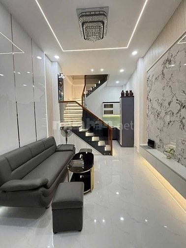 Cô Mai bị giật hụi bán gấp nhà hẻm xe hơi 2tỷ890- Hồng Bàng,P12,Quận5