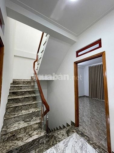 Lam Sơn nhà Bình Thạnh cần BÁN !!! Nhà BTCT 2 tấm có thể ở ngay hẻm 5m
