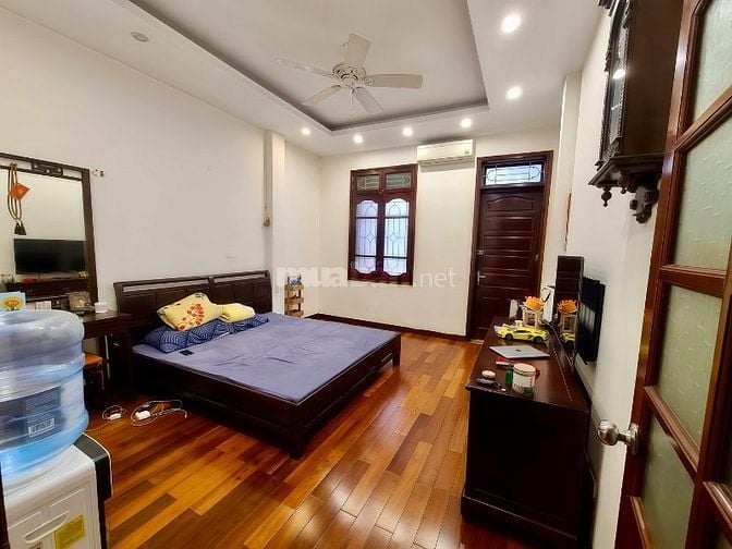 Duy Nhất!Nhà đẹp Nguyễn Tuân55m*5T,mt 4m,oto vào nhà,10m ra phố,18.9tỷ