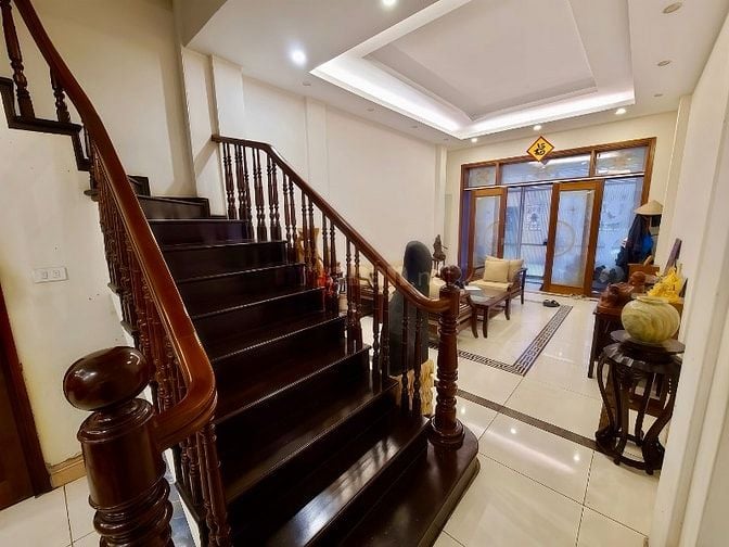 Duy Nhất!Nhà đẹp Nguyễn Tuân55m*5T,mt 4m,oto vào nhà,10m ra phố,18.9tỷ