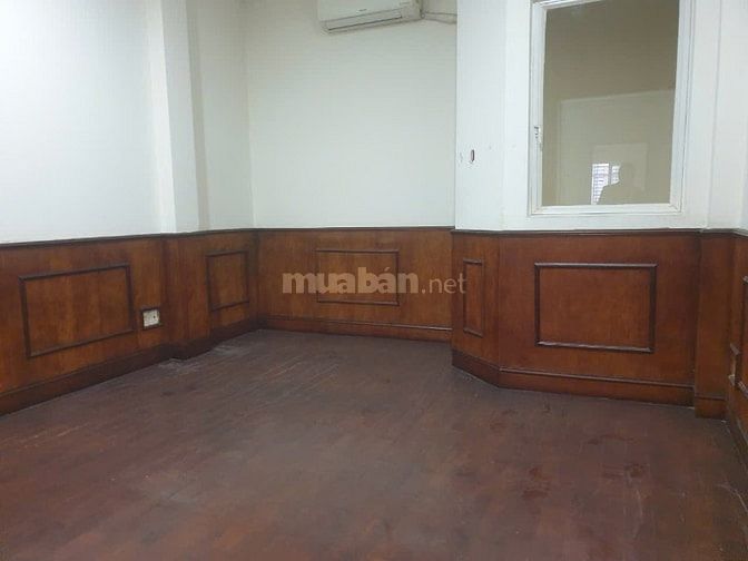 Cho thuê nhà mặt tiền đường Đinh Tiên Hoàng, Phường Đa Kao, Quận 1