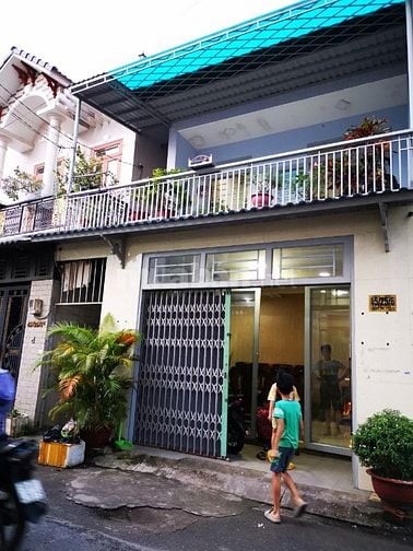 Bán nhà 5x11m, hẻm sạch đẹp và sầm uất 656 Quang Trung, P.11, Gò Vấp