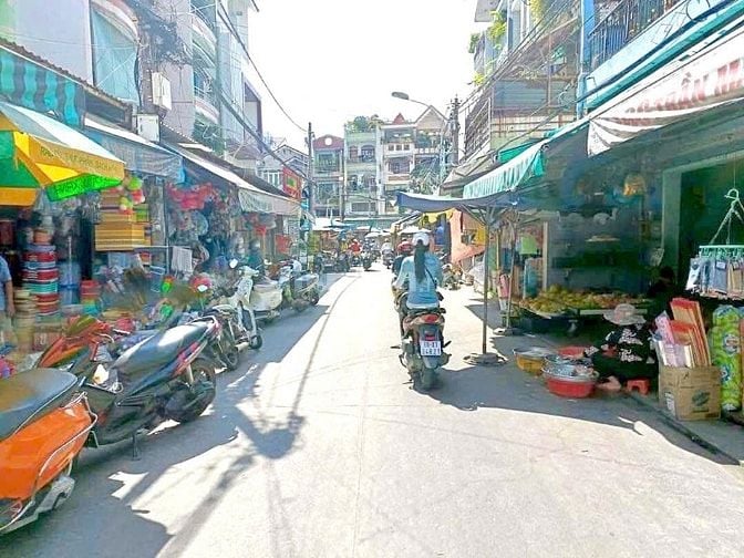 Ngộp bán căn nhà Bình Chánh , 103m2 , 960 triệu