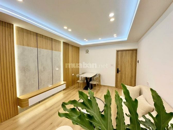 Căn hộ Tầng 2 Phố Cổ - Một bước xuống phố Nguyễn Công Trứ. Giá cực sốc