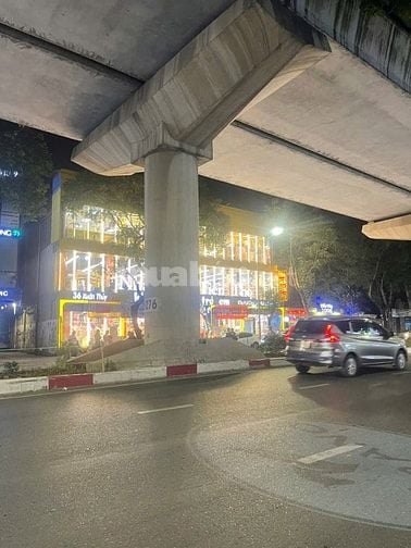 Nhà mặt phố Xuân Thủy siêu hời