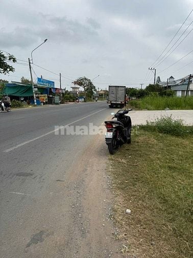 BÁN LÔ GÓC MẶT TIỀN QL50 – CÁCH CHỢ TRẠM CHỈ 100M