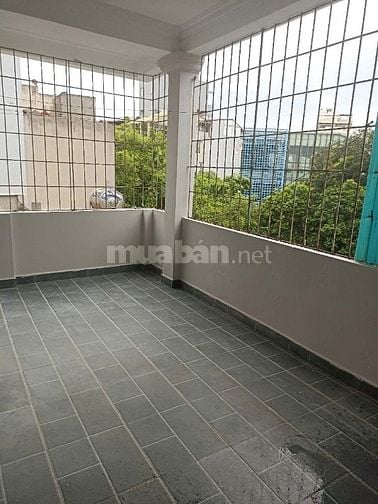 NHÀ MỚI NGUYÊN CĂN 30m2 - 4 TẦNG CHO THUÊ NGAY QUẬN ĐỐNG ĐA