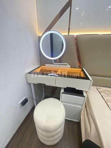 Bán nhà 169 Phố Hoàng Mai, SH tránh nhau thoải mái, 26m2, Nhỉnh 5.3 tỷ