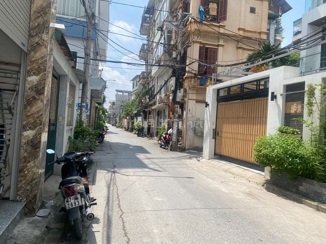 BÁN ĐẤT PHỐ NGỌC THỤY - ĐƯỜNG OTO TRÁNH - KINH DOANH - MẶT TIỀN 5.6M