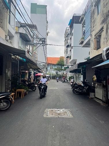 Nhà hiếm Góc MT Cư Xá Đô Thành Quận 3 