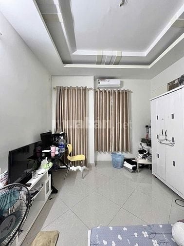NHÀ 3 TẦNG H6M THÔNG CẠNH ĐẦM SEN - DT 52M2 - NHỈNH 5 TỶ