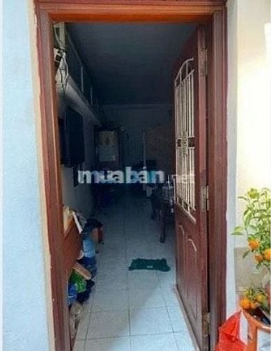 Cần bán nhà số 16 phố Hàng Giấy, Quận Hoàn Kiếm, giá tốt