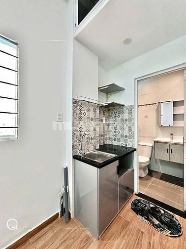 Cho thuê CHDV  Sát vách quận 1, gần Phố Ẩm Thực Vĩnh Khánh, giờ tự do 