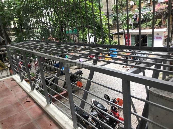 Chính chủ cho thuê căn hộ tập thể tầng 2 khu Thành Công – Ba Đình – Hà