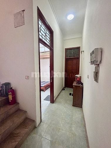 Chính chủ cho thuê nhà ngõ thông 279 Đội Cấn, 189, 173 Hoàng Hoa Thám