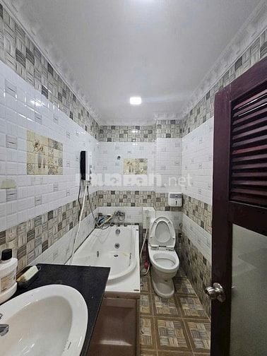 💧🔥Nhà mặt tiền 5x20 đường 1c khu tên lửa , Bình Trị Đông b