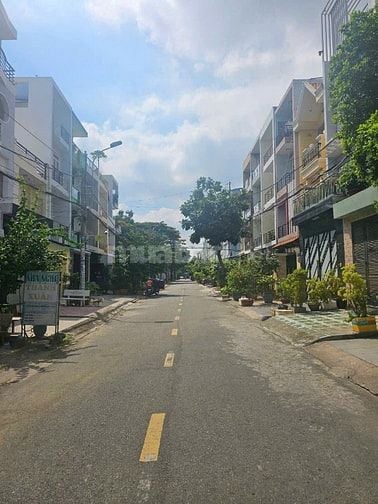 💧🔥Nhà mặt tiền 5x20 đường 1c khu tên lửa , Bình Trị Đông b